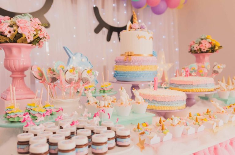 unicorn themed cakes